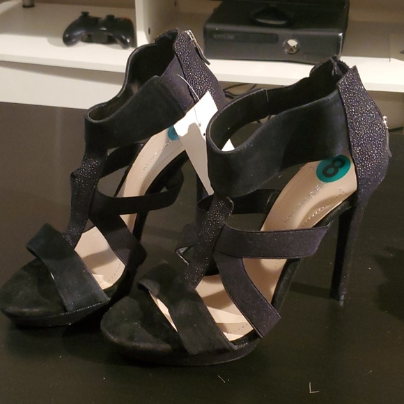 BCBGeneration high heels - Picture 3 of 4